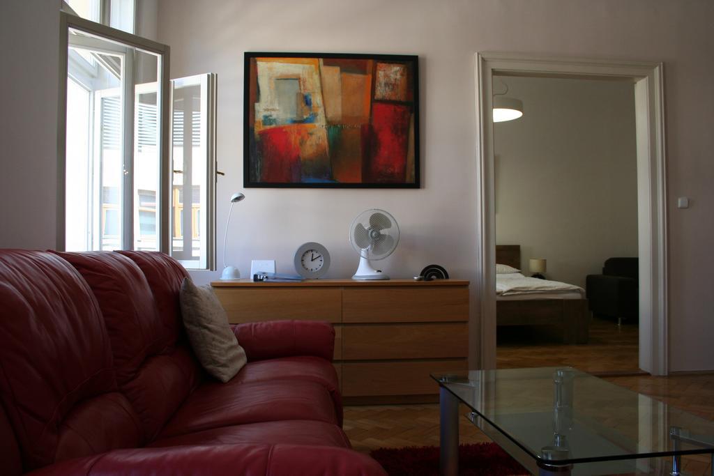 Apartment Balbinova Prag Exterior foto